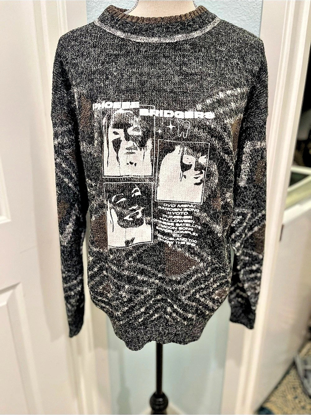 Custom Phoebe Bridgers Vintage Le Tigre Sweater
